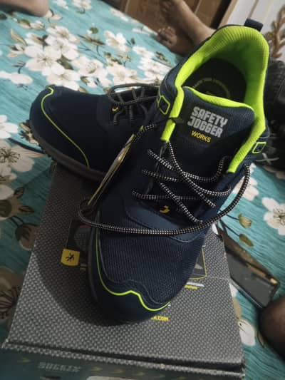 safety jogger shoes brand new shoes