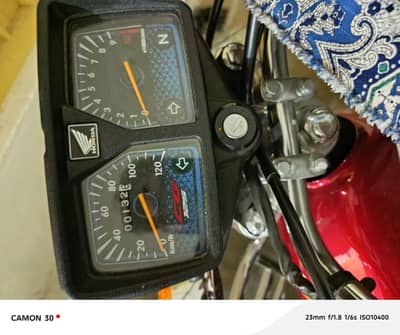 HONDA CG 125 25 MADAL  WITH ISLAMABAD NUMBER