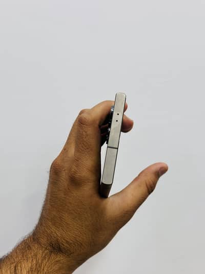 S24ultra 12/512 non pta sim time available 10/10 Fresh set available