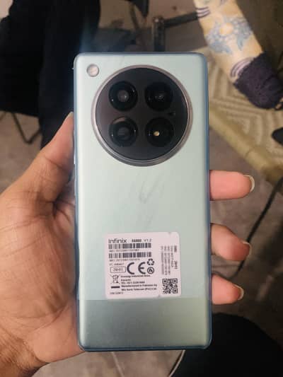 Infinix zero 40 16/256