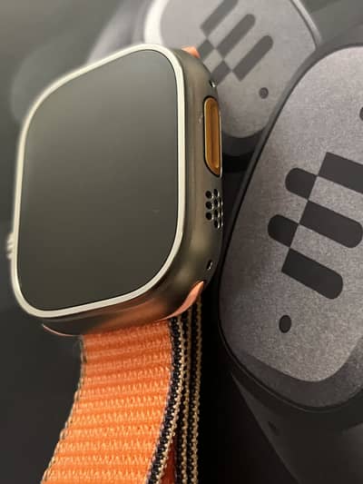 Apple Watch Ultra 49MM Titanium