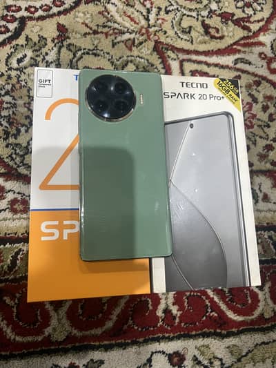 Tecno spark 20 pro plus