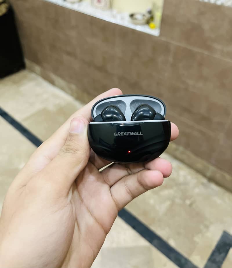 Earbuds 2