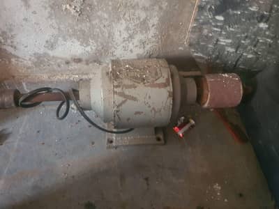 urgent sale Saan machine Just like new bilkul bi use nhi hui