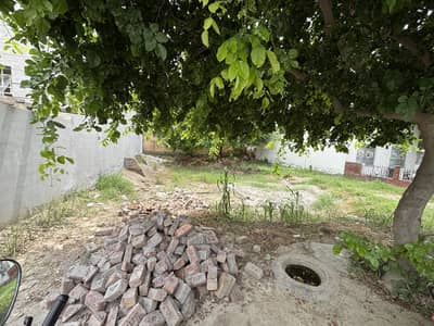 DHA RAHBAR 10 MARLA CORNER PLOT BEST LOCATION IS AVAILABLE FOR SALE