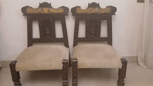 Slightly used solid wood chairs and 3pcs table