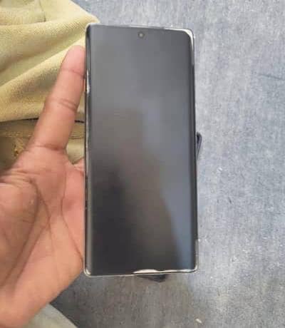camon 40 pro 5