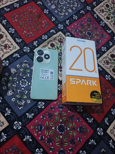 Tecno spark 20C 4/128 Box bi hy ok set 10/10