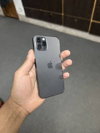 iPhone 12 pro PTA approved minor dots