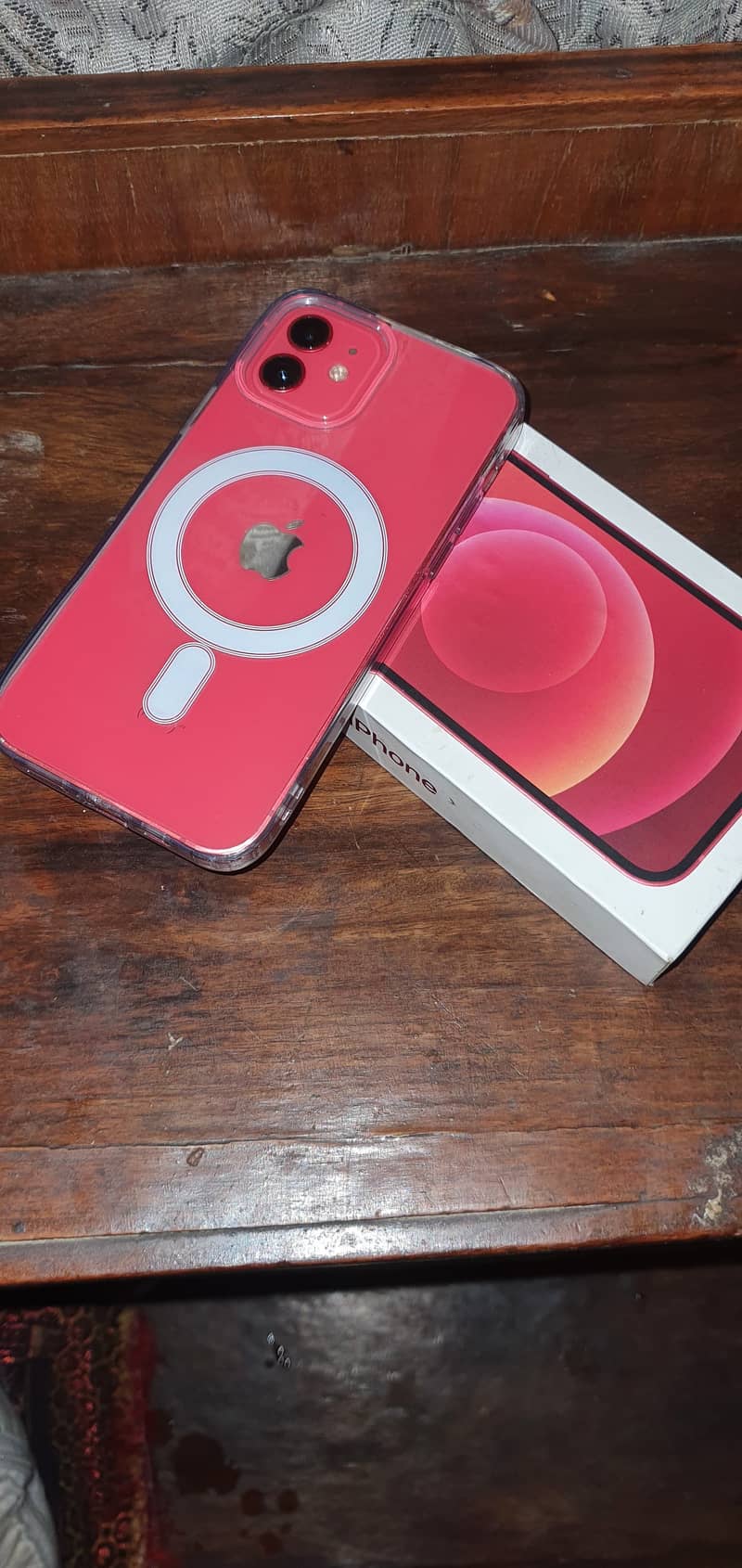 iPhone 12 0