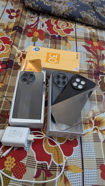 Tecno Spark 30 Pro 8/128 Gb