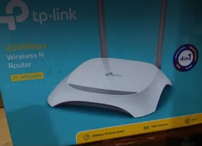 TP link - 300 Mbps wireless N routers wifi TL-WR8TL-WR40N