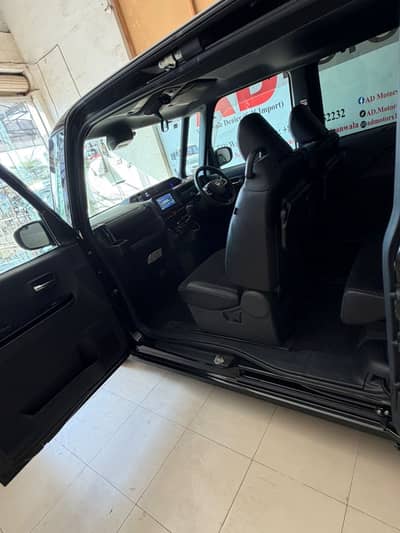 Daihatsu tanto custom scratch less car