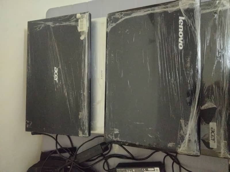 5 different generations laptops 0