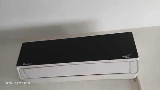 Excellent Condition Inverter AC for Sale, 1.5 Ton CHROME PRO INVERTER