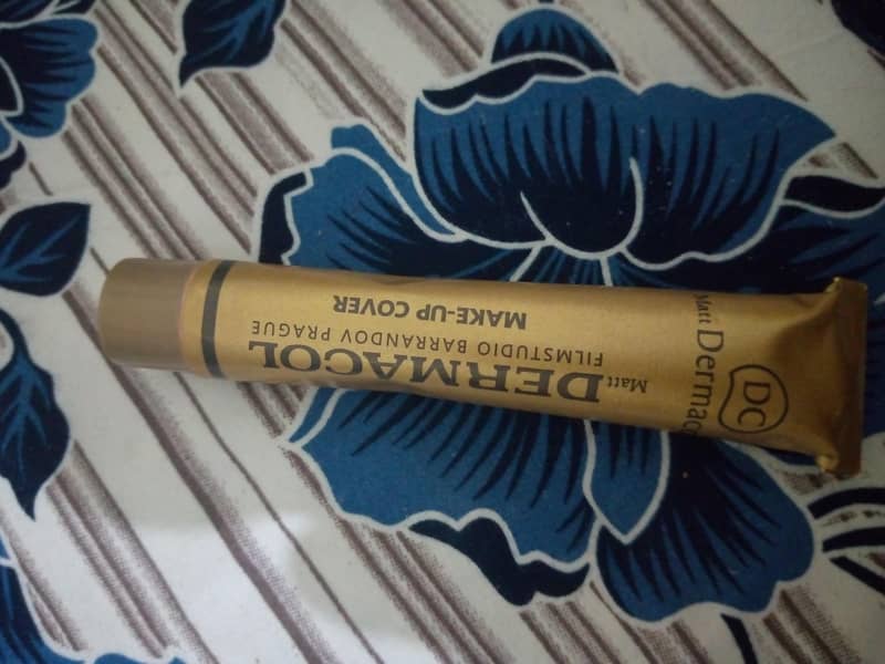 dermacol high coverage  foundation 3