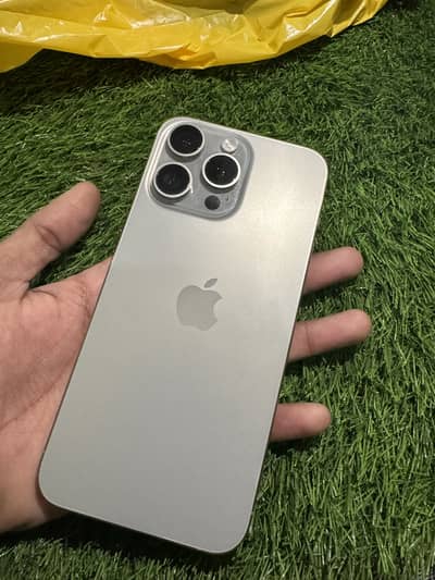Iphone 15 pro max natural titanium 256GB