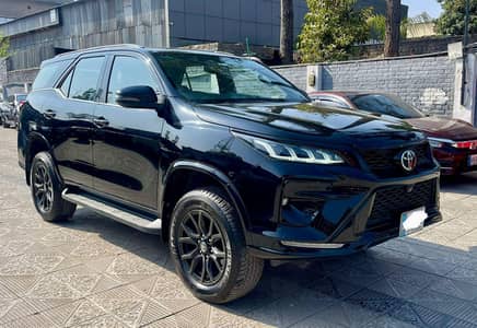 Toyota Fortuner GRS 2025 2.8 4x4 | Islamabad Registered | Genuine