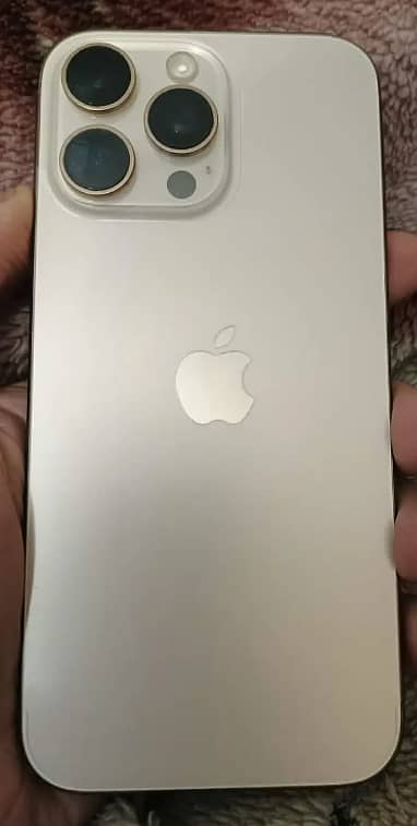 Apple iPhone 16 Pro Max