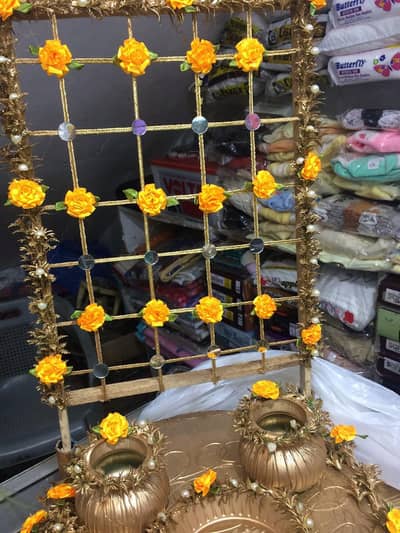 Mirror Mehandi Thaal