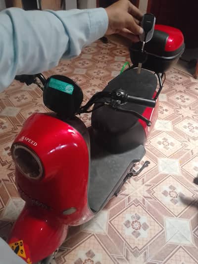 i 300 electric scooter