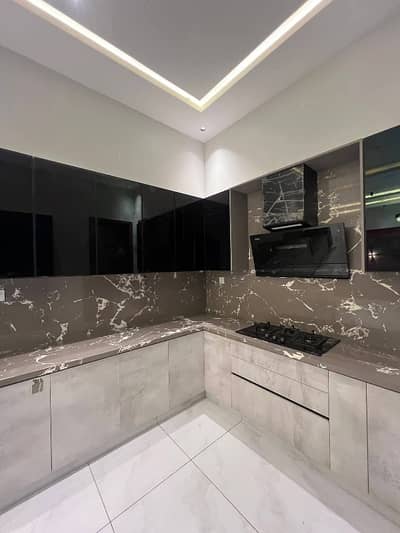 3 Bed Dd Ground Floor Tiles Flooring In Gulshan Block 5