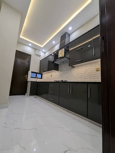 Brand New 3 Bed DD 2nd Floor With Roof In Gulshan Block 7