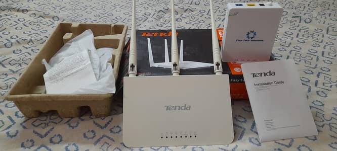 Tenda 3 Antena Router  with fiber optic router