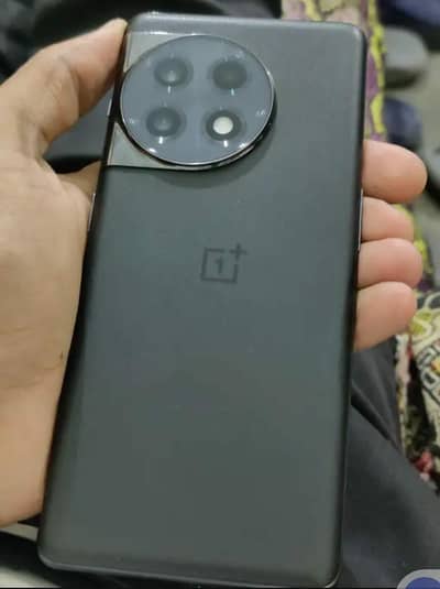 OnePlus Ace 2 ya One plus 11 ( 12+12(256) non pta