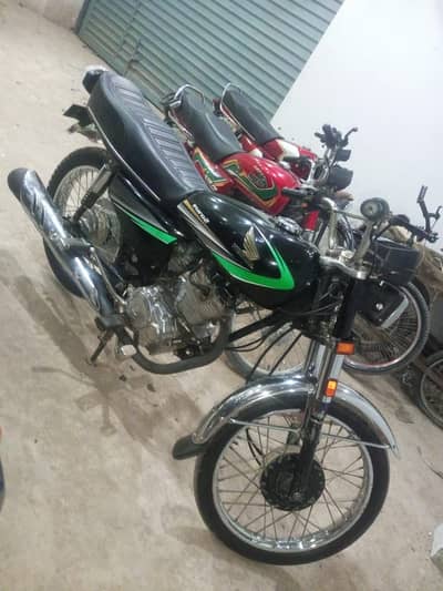 Honda CG 125 2013 Model
