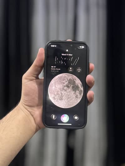 iphone 11pro max 256gb factory just back frunt crack minor exchange up