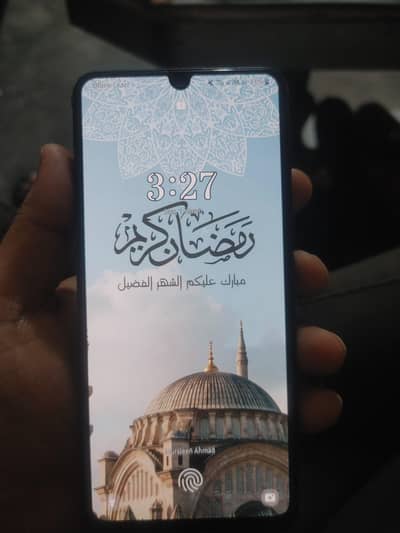 selling Samsung A32 and exchange possible with good phones