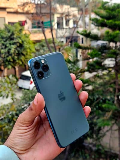 I Phone 11 Pro 64 PTA PROVED Awesome Condition For Sale & Exchanged