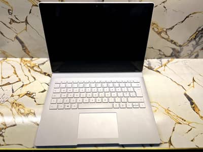 Core i7-10th generation  Surface Book 3 32_512 gb 4 gb 1050 max q desi