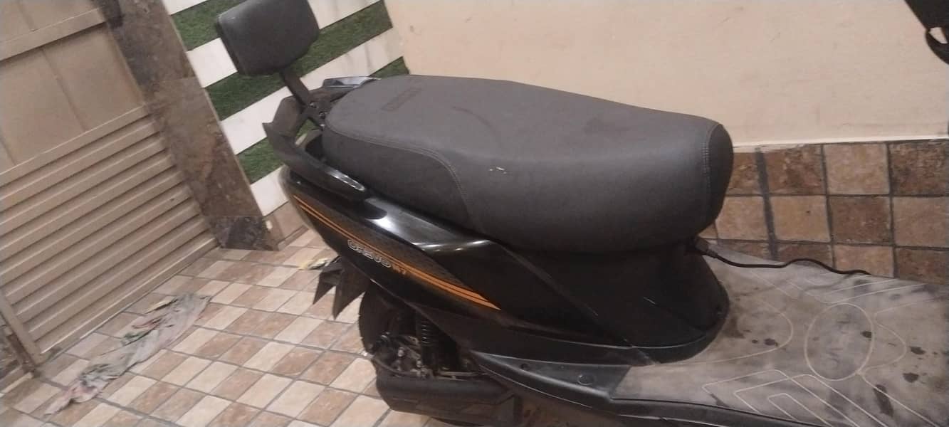 orevo M7 1