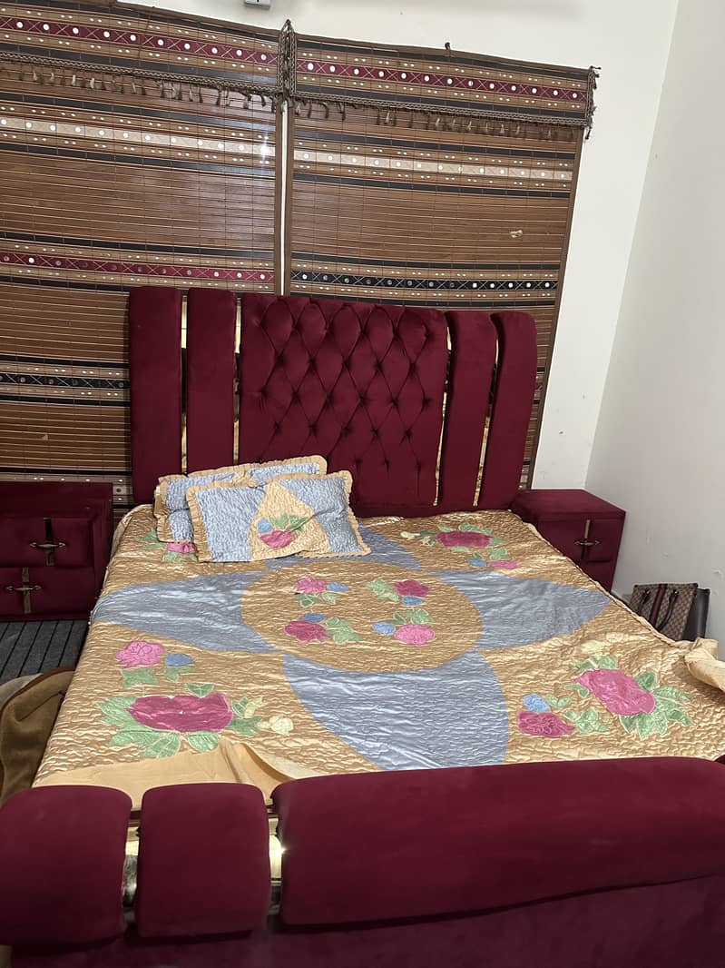 Bed set with dressing 0