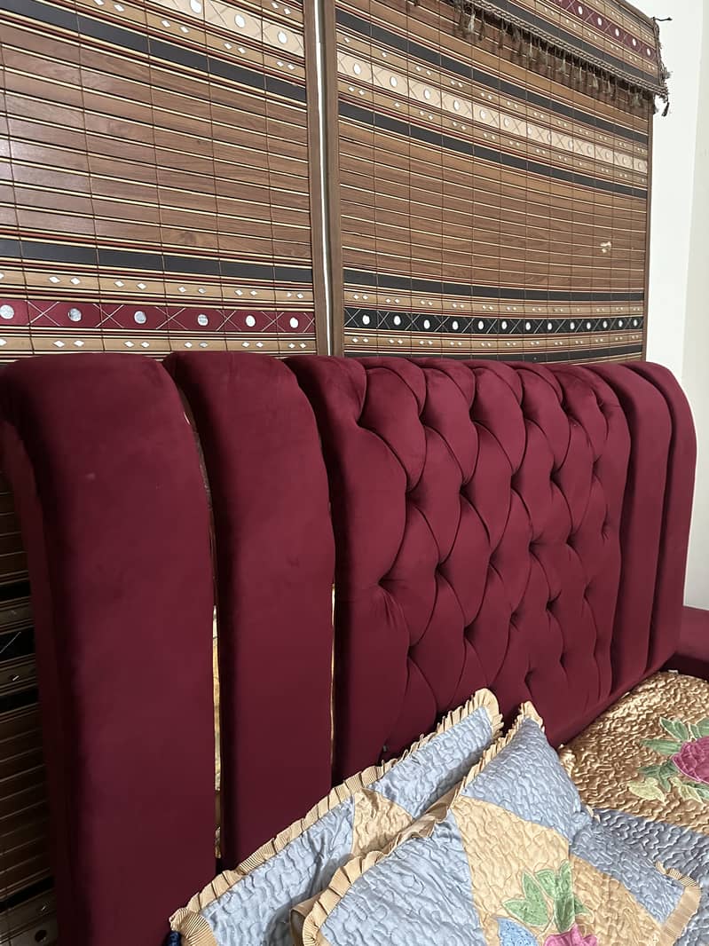 Bed set with dressing 1