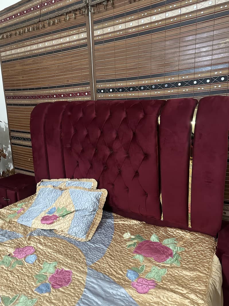 Bed set with dressing 3