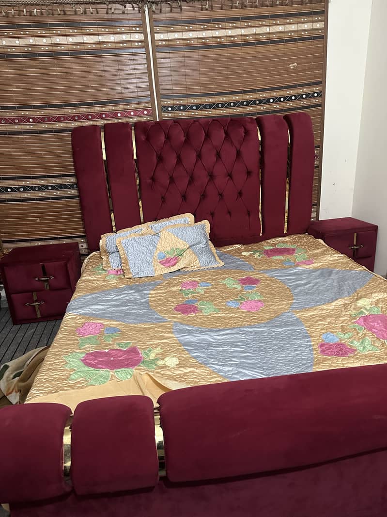 Bed set with dressing 4