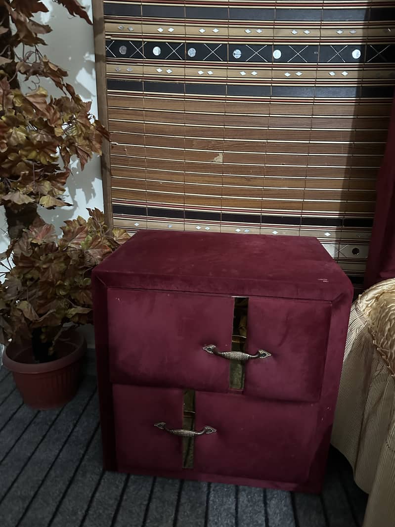 Bed set with dressing 7