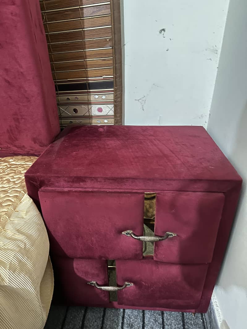 Bed set with dressing 8