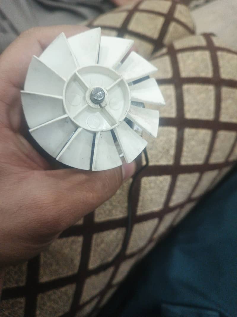Universal motor 1
