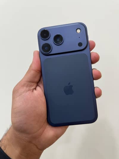 ii Phone XR (Original) -Convert iPhone 17 Pro 128GB-10/10 Condition