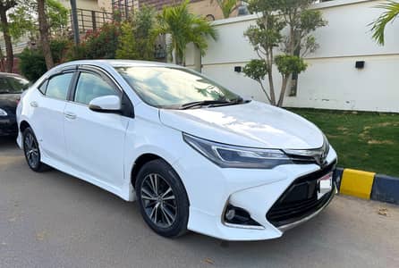 Toyota Corolla Altis 1.8 CVT