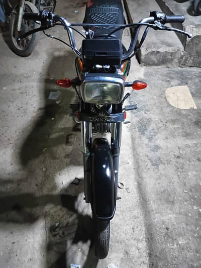 Unique Cd 70 Model 2021