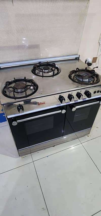Cooking Range with 3 burners | Good Condition Stove