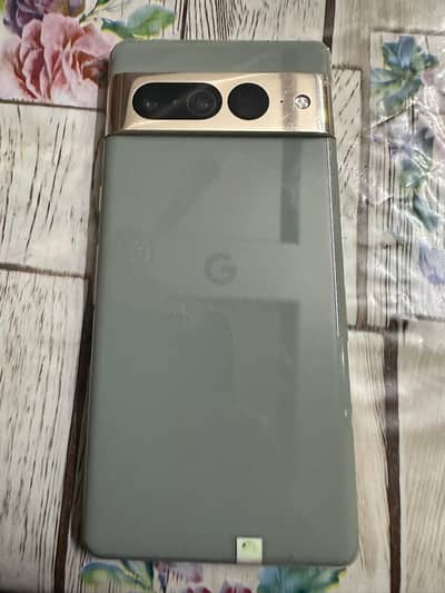 Google pixel 7 pro shade