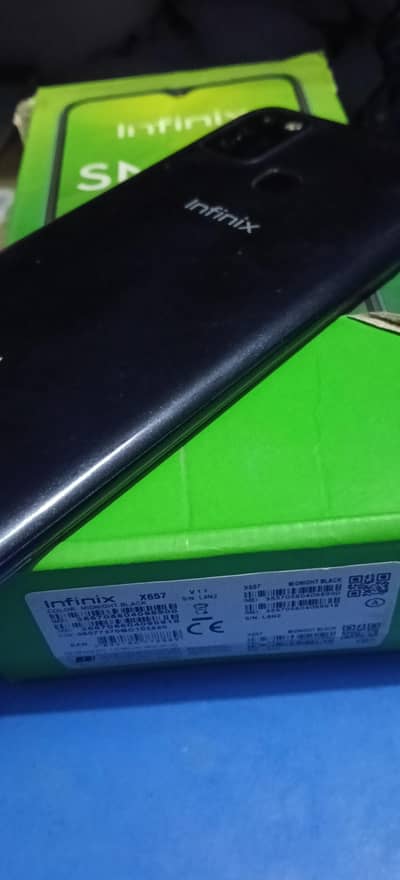 Infinix Smart 5 ( 4+32) with Box