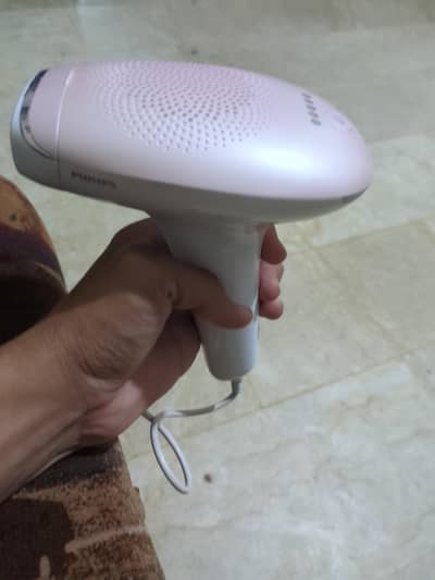 Philips Hair Removal Machine – Excellent Condition