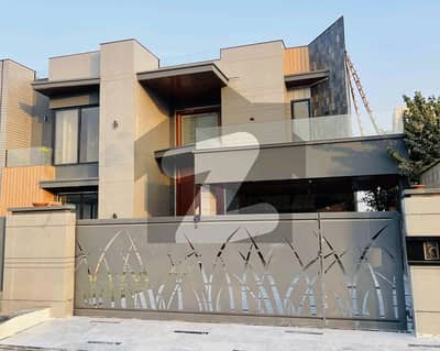 Modern 2 Kanal Luxury House For A Premium Lifestyle